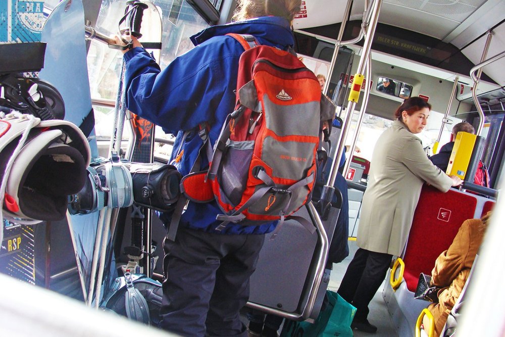 Skifahrer, Bus