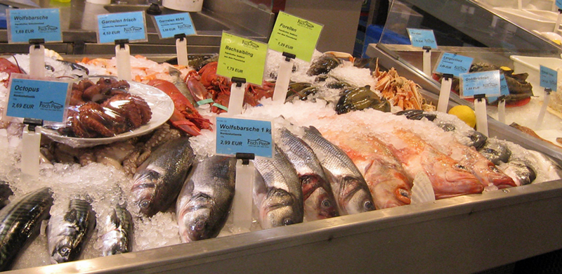 Fisch peer market hall innsbruck