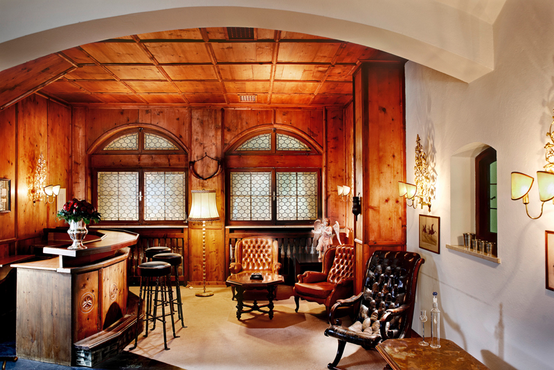 Rent a castle summer vacation Innsbruck