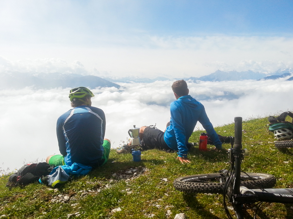 Mountainbike Shop Innsbruck Reparatur, Höttinger Alm Apres Bike Eisdiele