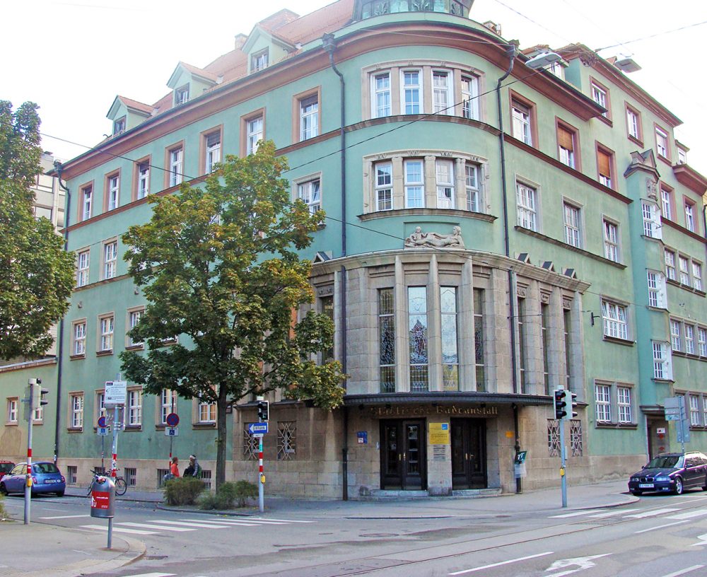 Gebäude Dampfbad Salurnerstraße