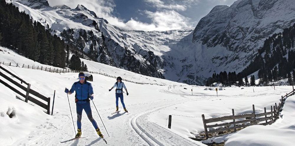 Traumloipen in Lüsens und Praxmar im Sellraintal Langlaufen im Anblick eines grandiosen Bergpanoramas: Praxmar und Lüsens sind ein einzigartiges Langlaufparadies auf 1.600 m Seehöhe