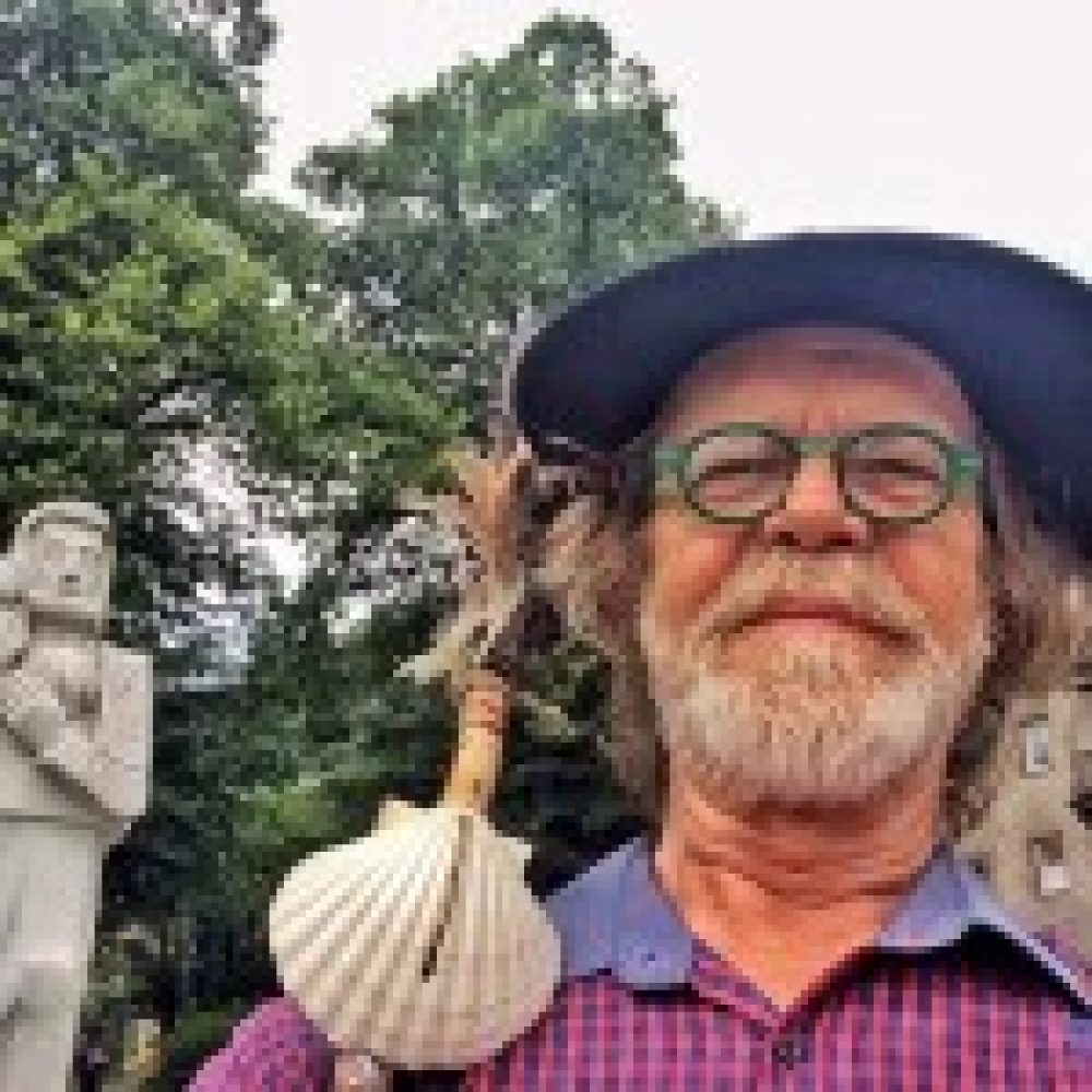Der Heilige und Pilgerbruder Werner bei der Kettenbrücke in Innsbruck.