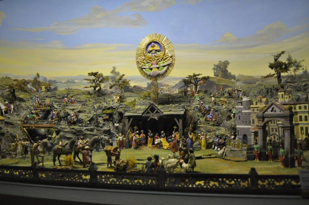Krippe von August Müller, entstanden zw. 1840-1860; Figuren/Gestaltung: Müller, Hintergrundmalerei: Franz Niederhauser