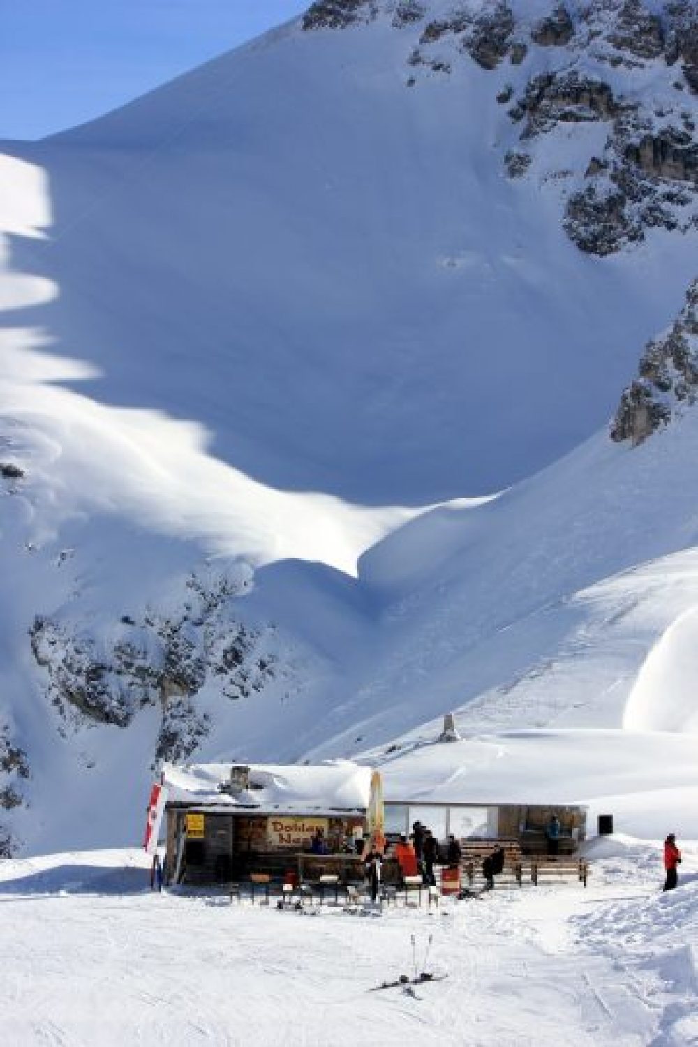 Dohlennest is popular little hut in the middle of the slopes at Axamer Lizum. It’s a popular place to stop for a drink and bask in the sun while taking a break from riding.