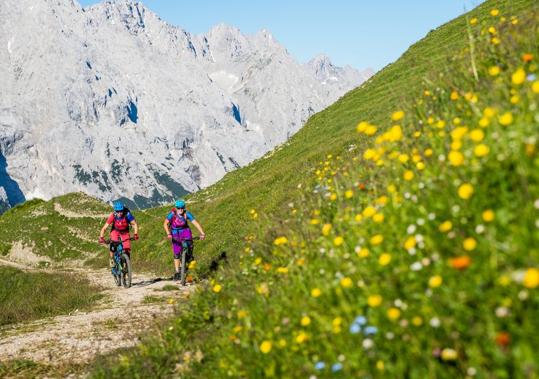 Mountainbike Touren auf malerischen Almen