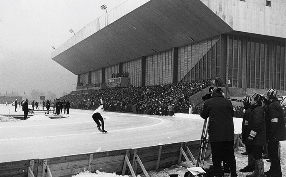 Auch heute noch im Betrieb: die Olympiahalle in Wilten. Foto: Stadtarchiv Innsbruck.
