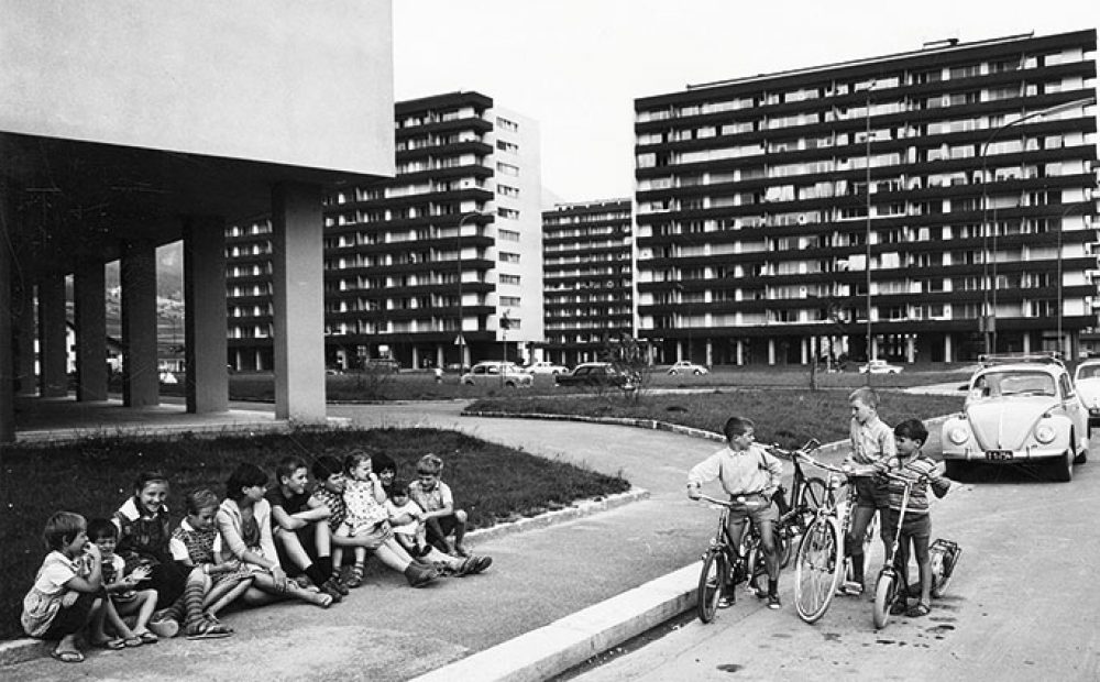 Olympiastadt Innsbruck: Keine leichte Aufgabe: die Stadtrandsiedlung O-Dorf beschäftigt seit Jahrzehnten. Foto: Stadtarchiv Innsbruck