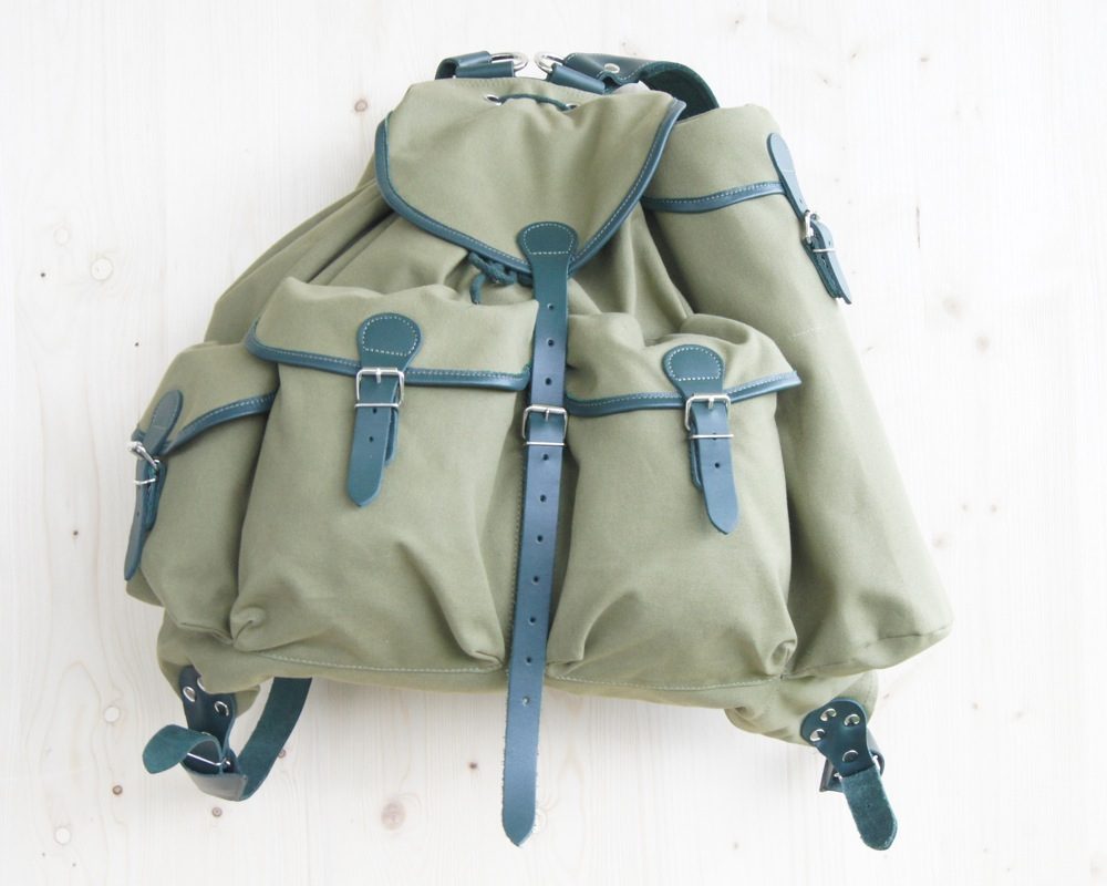 Qualitätsrucksack aus dem Hause Schmarda Einer der exklusiven Jagdrucksäcke von Schmarda. Retro ist in.