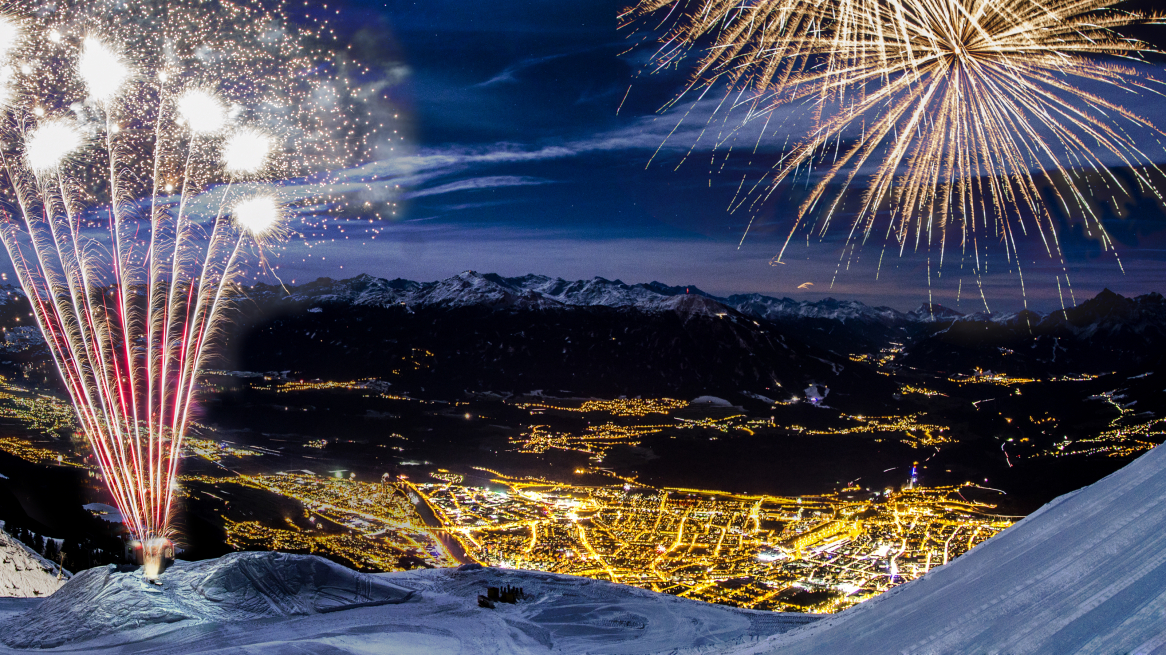 La bellissima vista sugli spettacoli pirotecnici dalle creste della Nordkette © TVB Innsbruck