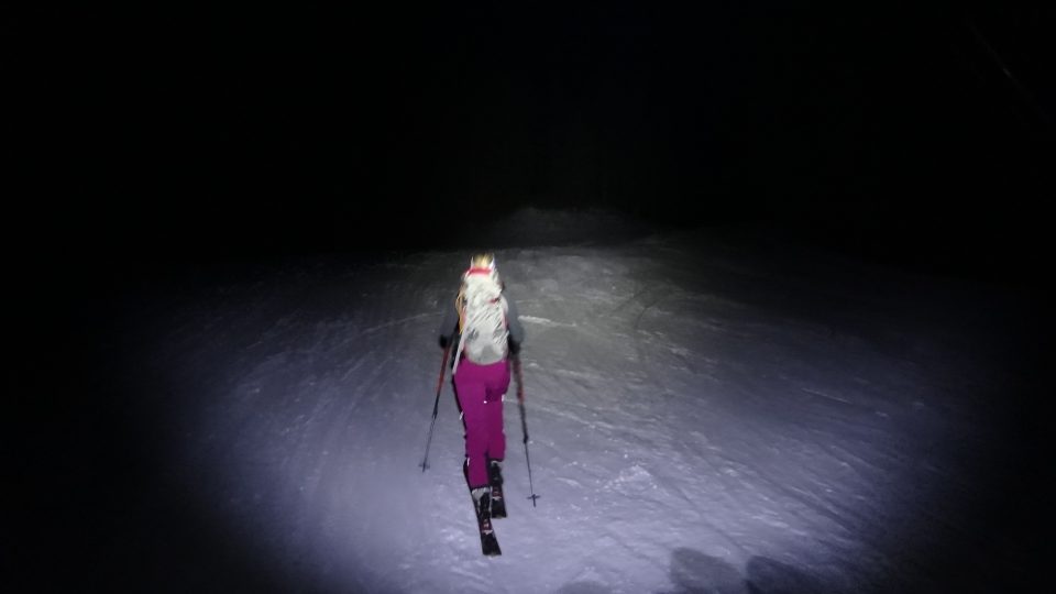Nachtskitour im Lichtkegel