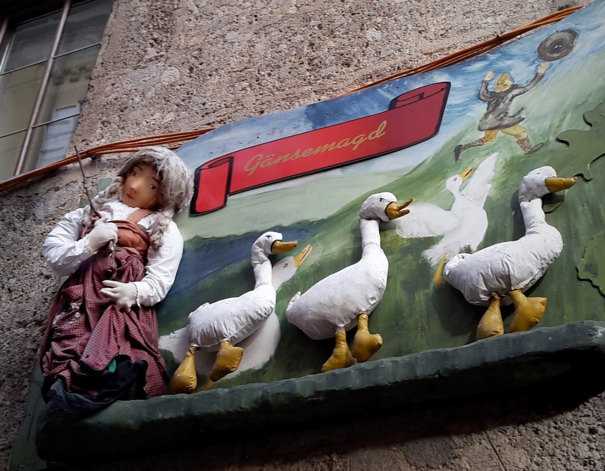 Gänsemagd - Märchengasse auf dem Christkindlmarkt Innsbruck