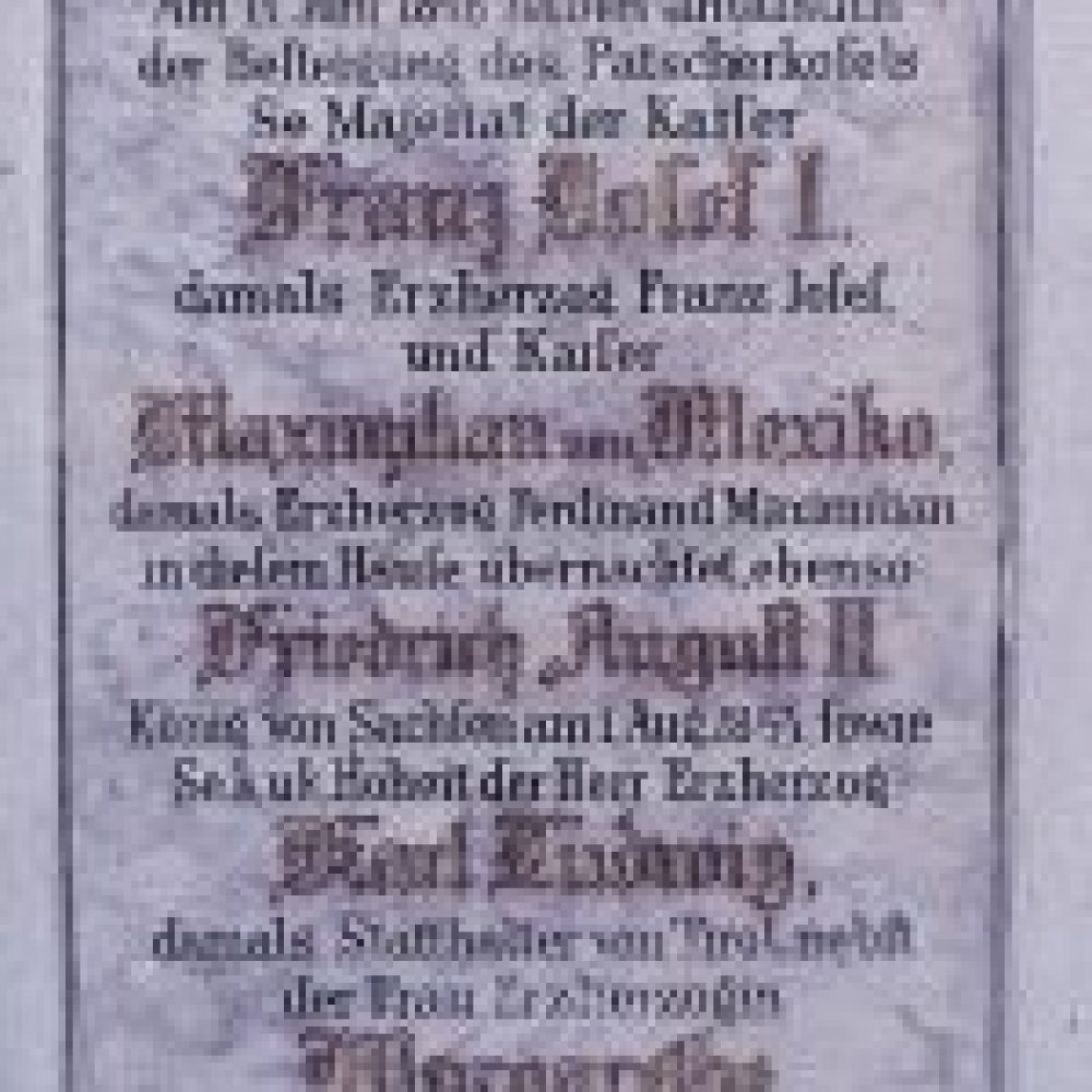 Ehrentafel an der Hausfront des Gasthauses Heiligwasser