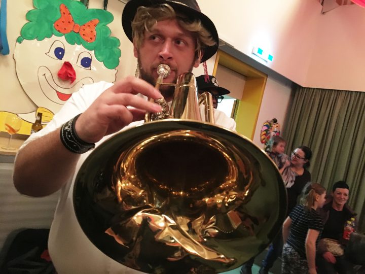 The horn player. Fasching in Axams