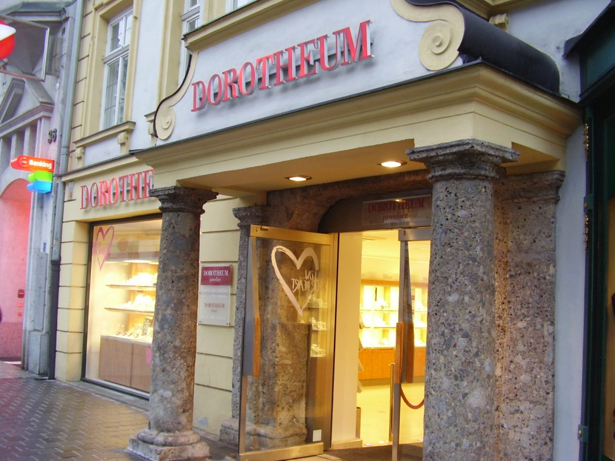 L'esterno del Dorotheum a Innsbruck, Photo © Laura Manfredi