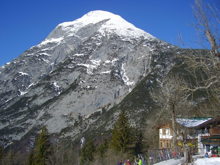 L'imponente Hohe Munde visto da Buchen, Foto © Laura Manfredi