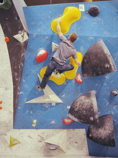 Boulder Kletterhalle Bergstation Innsbruck Jakob Schubert