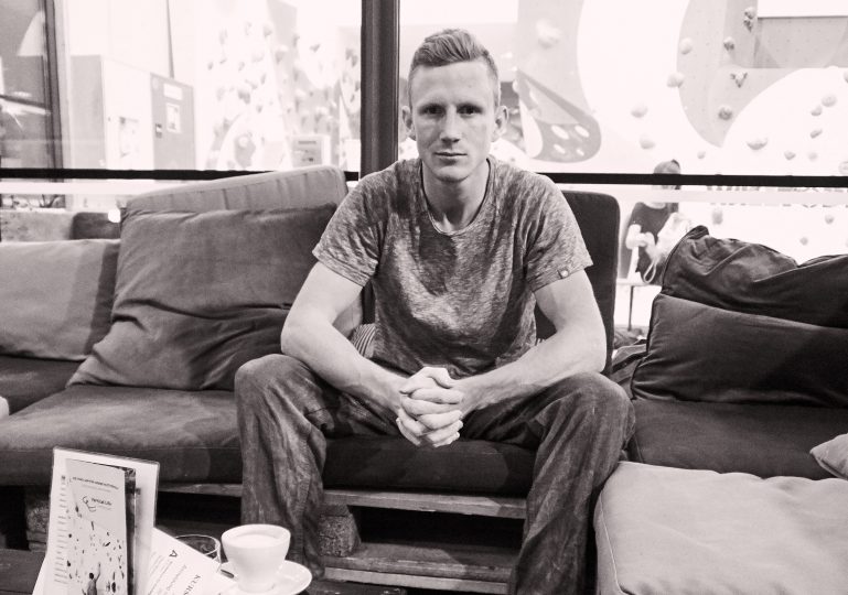 Jakob Schubert Kletterhalle Cappuccino Bergstation