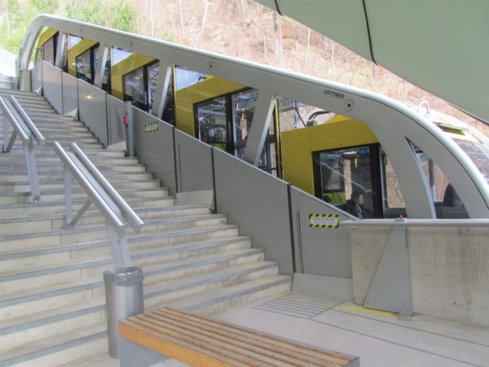 funicolare Innsbruck stazione Alpenzoo