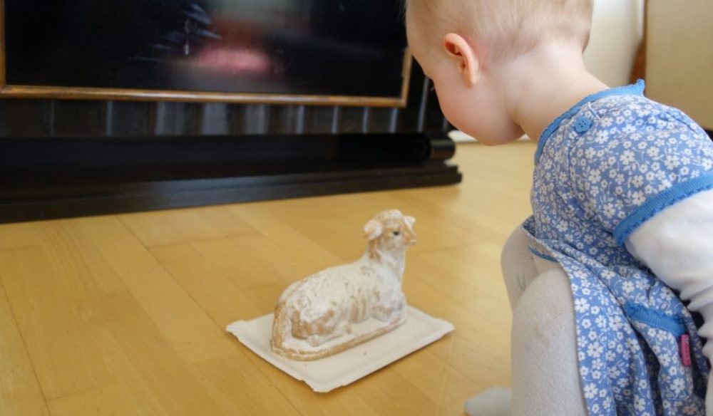 Osterlamm Easter lamb cake Innsbruck, Easter with kids