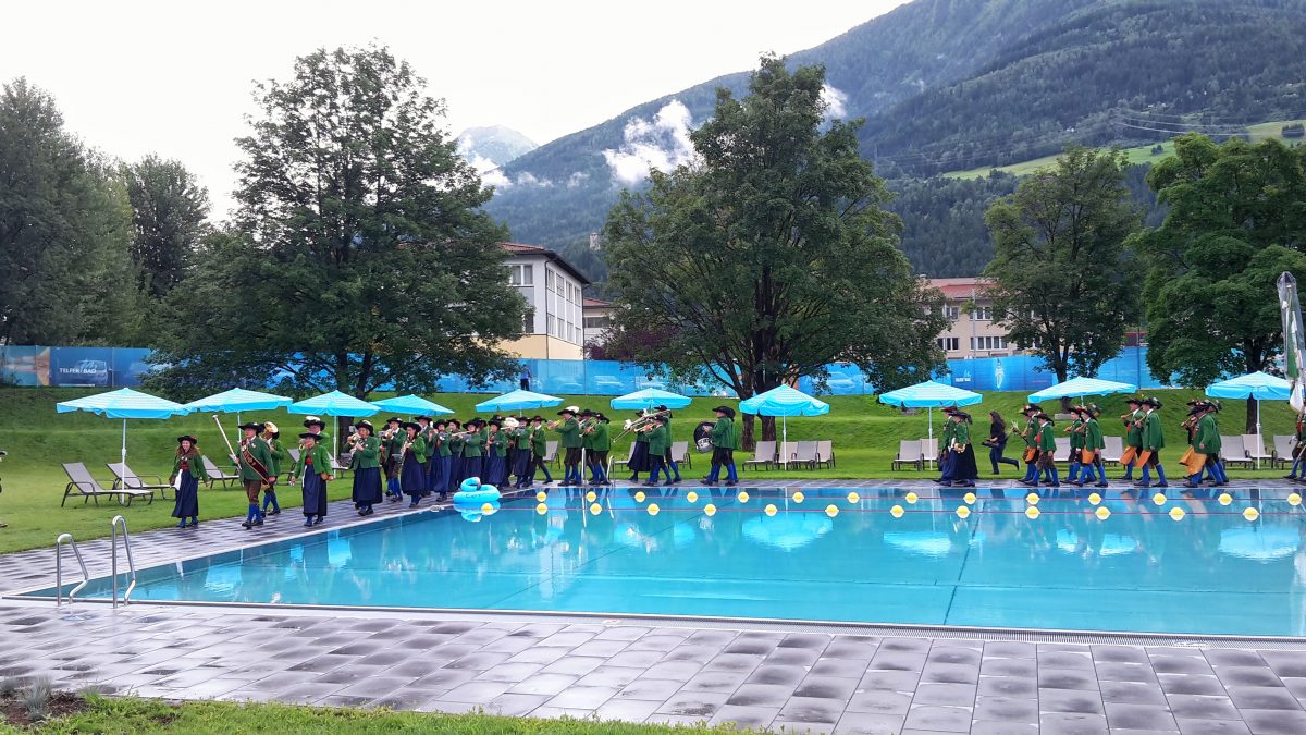 Bei den Eröffnungsfeierlichkeiten im Telfer Bad, durfte die Musikkapelle keinesfalls fehlen.