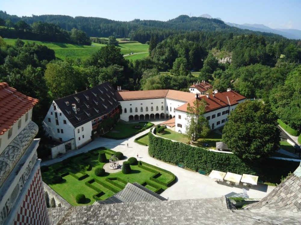 Schloss Ambras, vista dal castello superiore © KHM-Museumsverband