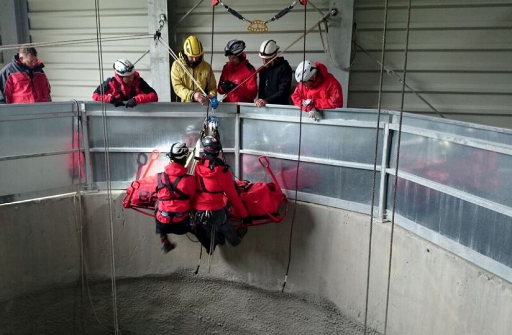 Laufende Fortbildungen garantieren, dass die Retter immer am neuesten Stand sind. Foto: Bergrettung