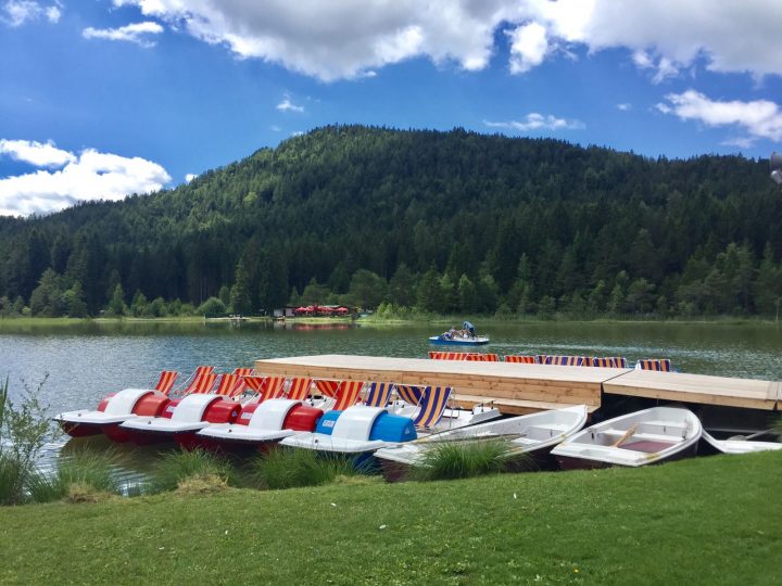Family boats on Seefeld lake