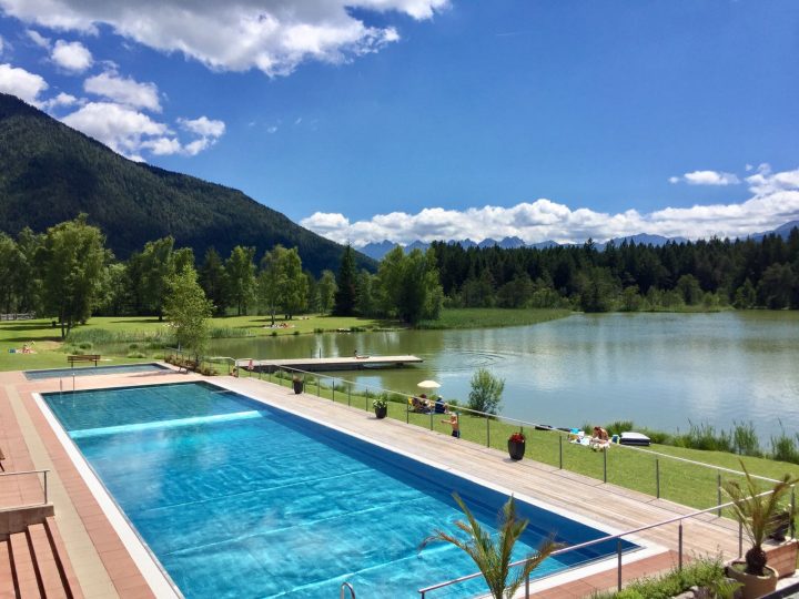 Family-friendly lake swimming Seefeld Strandperle pools