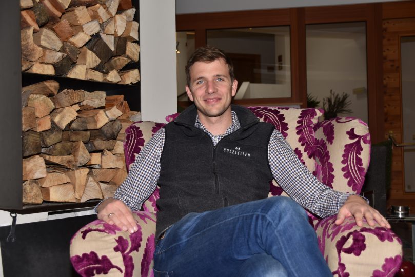 "Bei uns ist alles bio. Da machen wir keine Kompromisse" verspricht der Chef des Natur und Spa Resort Holzleiten, Simon Wilhelm. Foto: Tamara Kainz