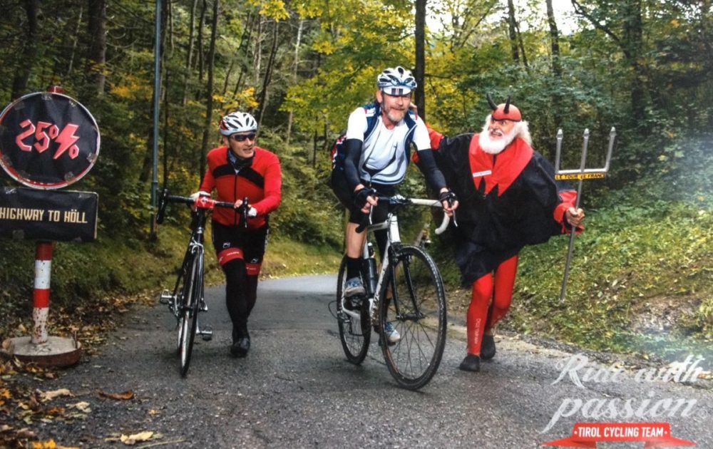 Rennrad Fahrer in der Höttinger Höll