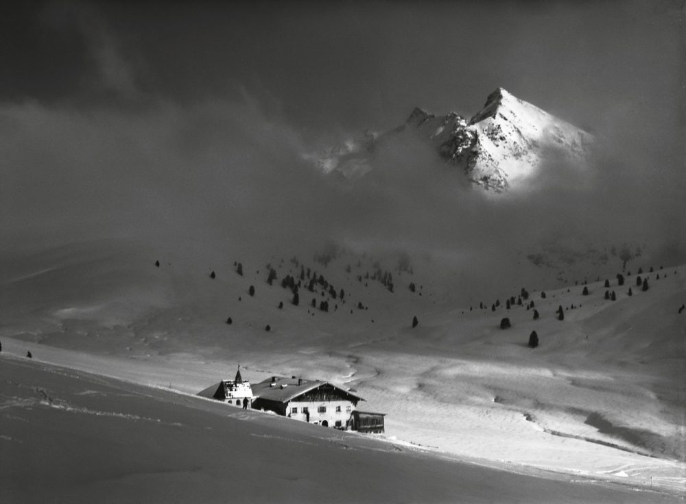 Jagdschloss Kühtai und Neunerkogel auf einem Bild von Adalbert Defner