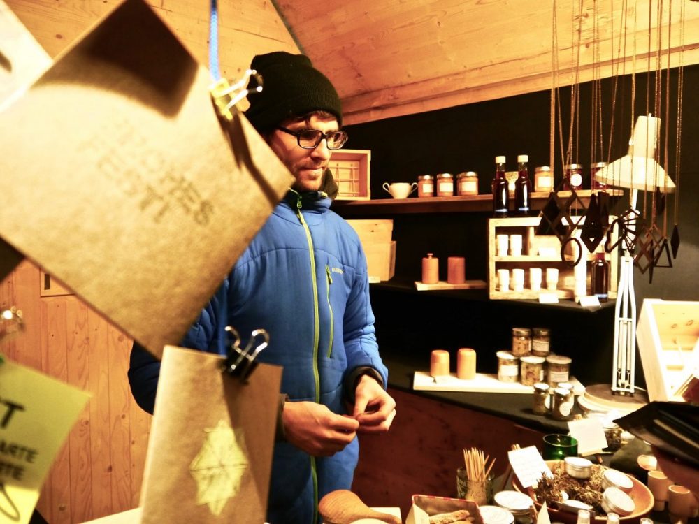 Christkindlmarkt, Glühwein, Altstadt, Goldenes Dachl, Innsbruck, Marktplatz, Swarovski, Hungerburg, Nordkette, Wiltener Platzl, Hipster, Kiachl, Weihnachten, Advent, Weihnachtszeit, Stimmung, Lichter, Glitzer, Geschenke, Besucher, Studenten, Skifahrer
