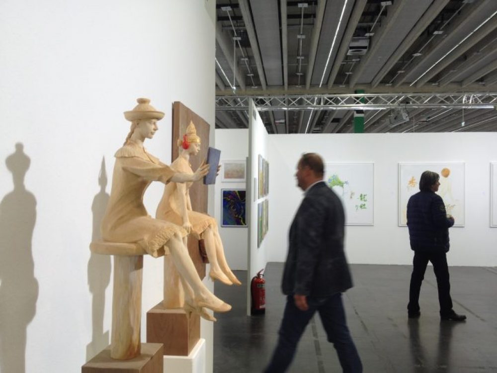 Tra gli stand di Art Innsbruck 2018 - Foto © Laura Manfredi