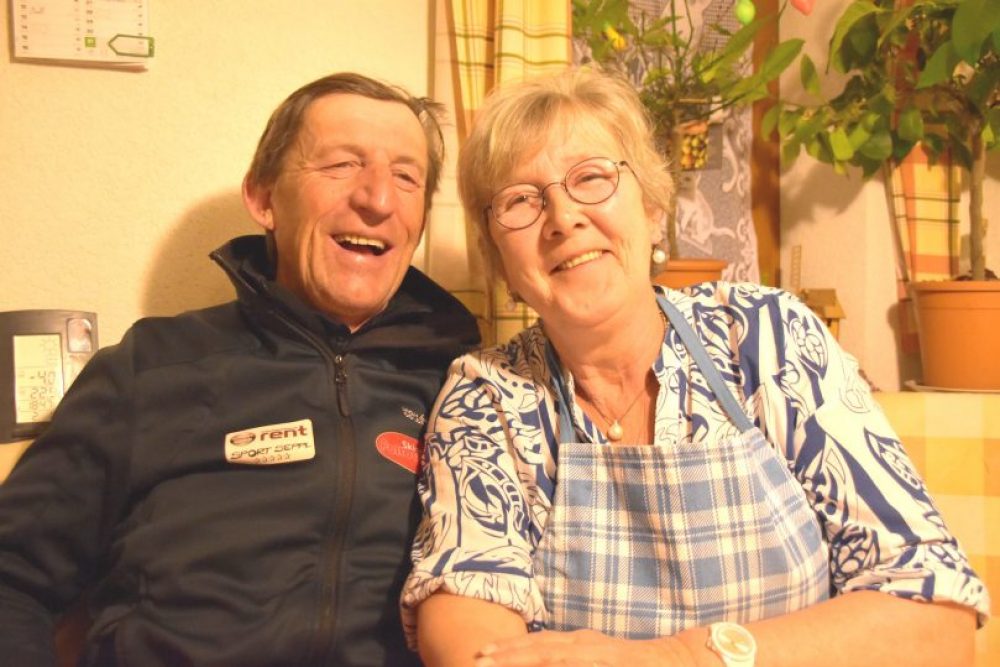 Luis und seine Gudrun. Indirekt haben sich die Beiden ebenfalls über die Skischule kennen und lieben gelernt. Foto: Tamara Kainz