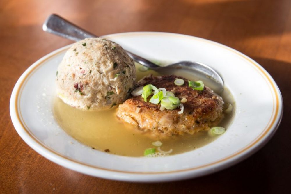 Knödelsuppe geht immer.