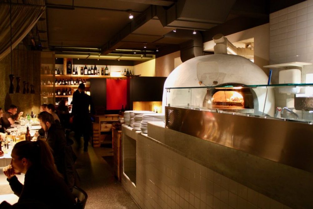 Die Pizzerei stone oven