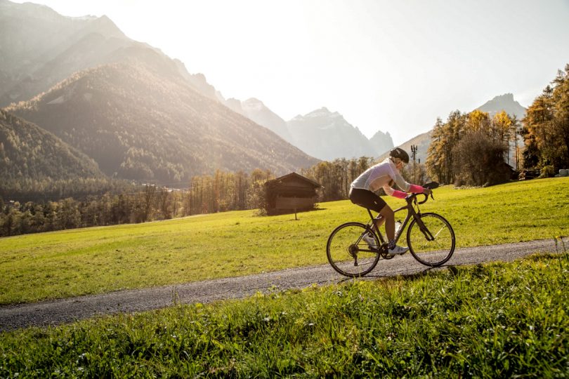 Mountainbiken im Alpenraum.