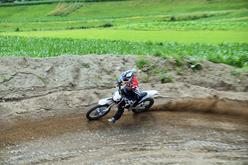 Das Fehlen des Motorsounds ist zwar gewöhnungsbedürftig, aber dass "Offroad im Elektromodus" auch seinen Reiz hat, wissen längst nicht nur Insider.