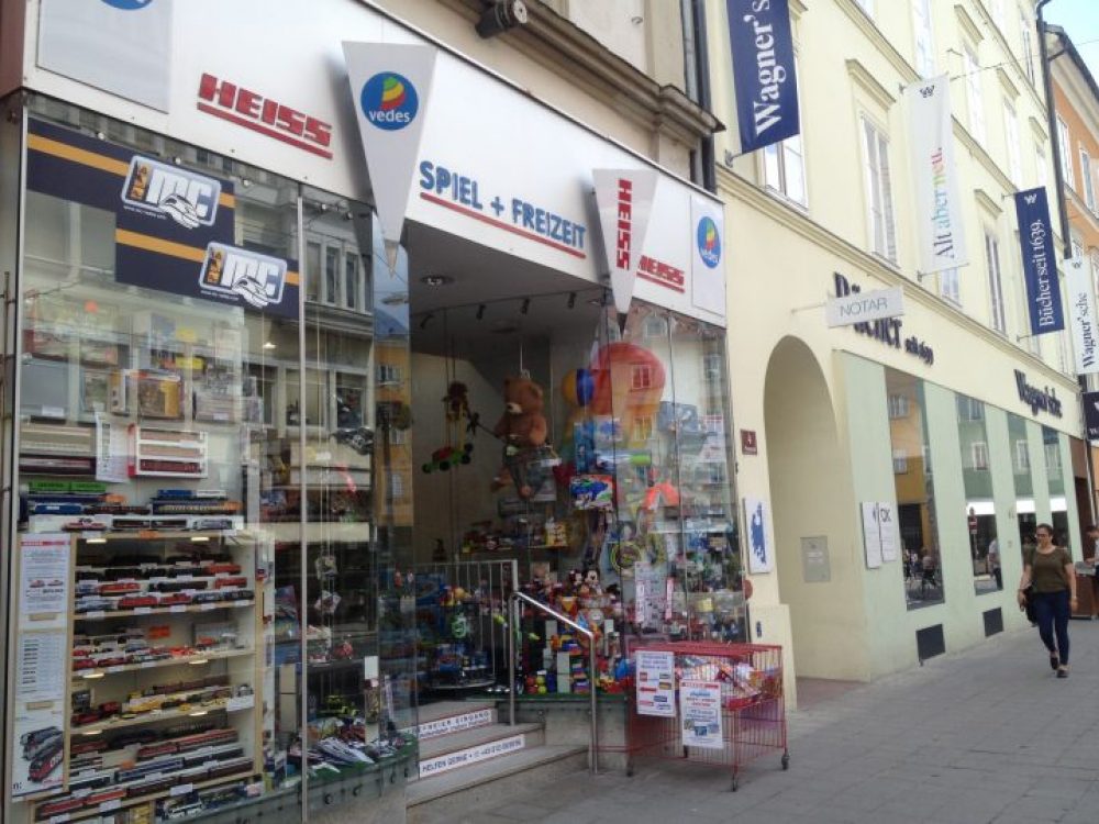 Il negozio di giocattoli e modellismo Heiss a Innsbruck - Foto © Laura Manfredi