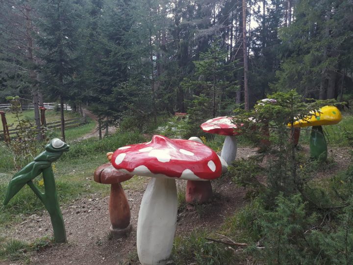 Kinderspielplatz in Obsteig, Weisland