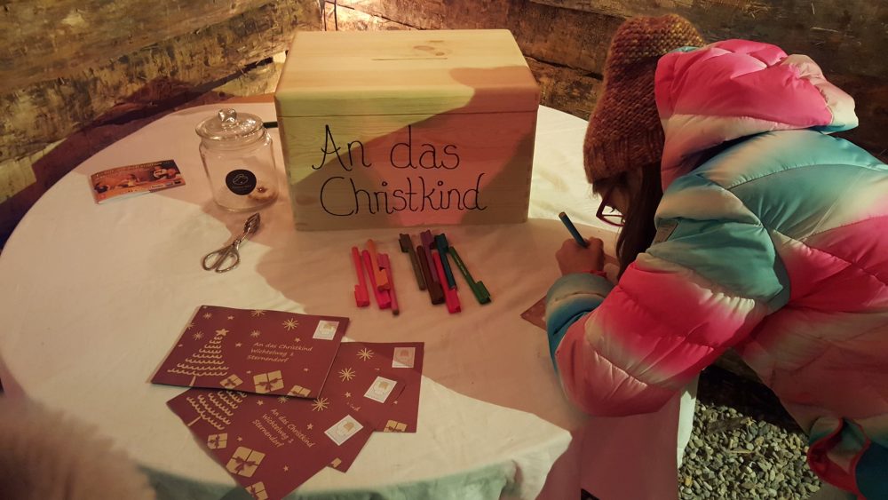 mercatino avvento Bergisel Innsbruck letterina Gesù Bambino