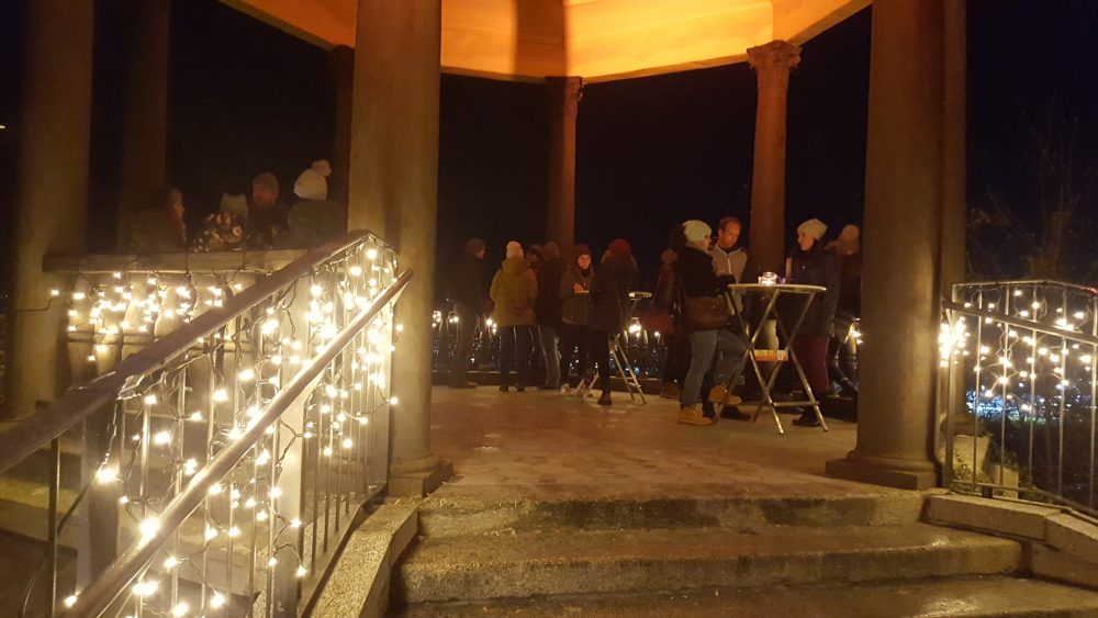 mercatino avvento Bergisel chiostro panorama