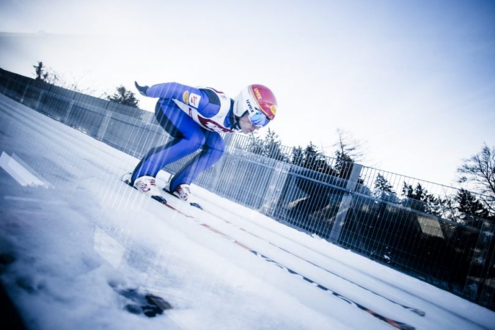 Ski jumper