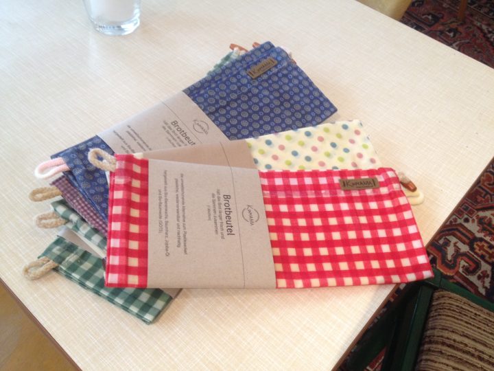 I sacchetti cerati per conservare a lungo il pane, all'endlich store di Innsbruck Foto ©Laura Manfredi