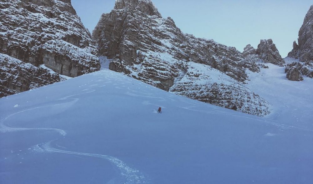 Christina Kniewaser enjoying some well-earned powder turns in the Kalkkögel mountains near Axamer Lizum