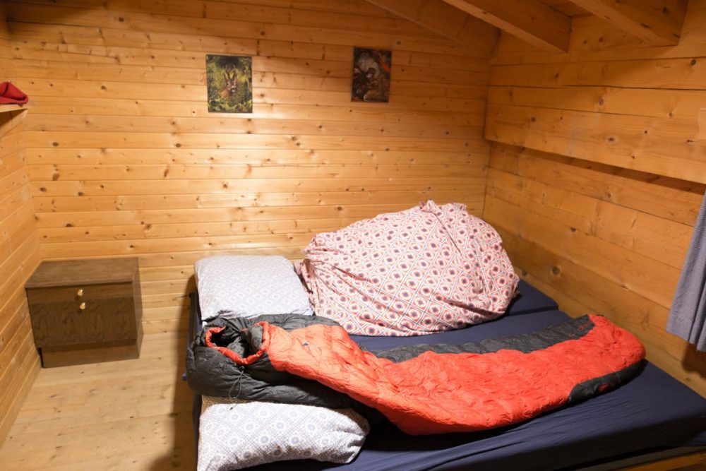 Das einfache Lager für die Nacht. Mit Heizung ein wahrer Luxus.
