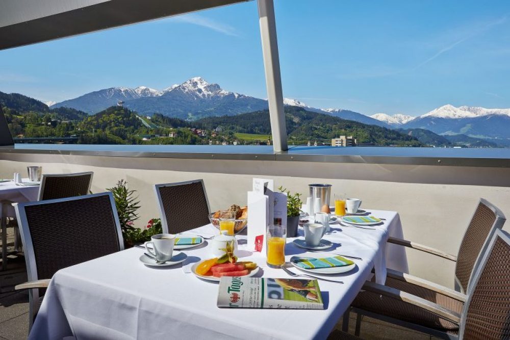 Frühstück auf der Terrasse