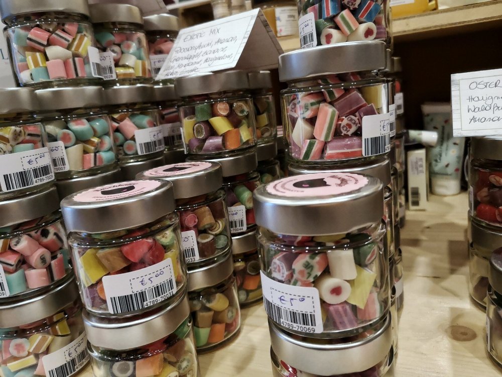 Süßigkeiten im s'Kastl