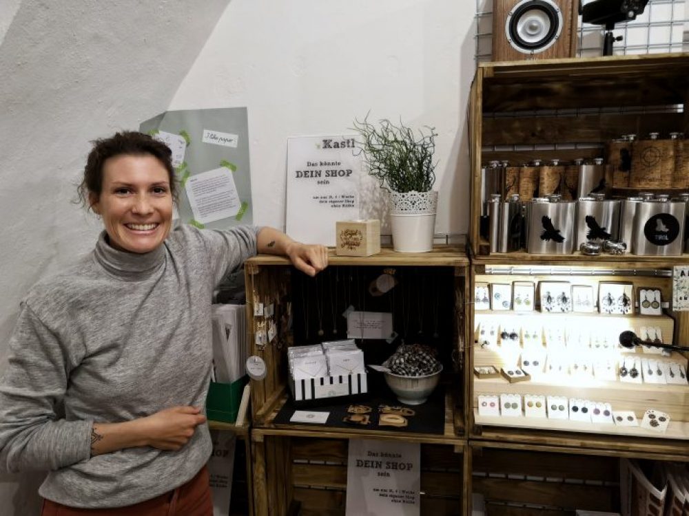 Die Schmuckdesignerin Janine Patrice